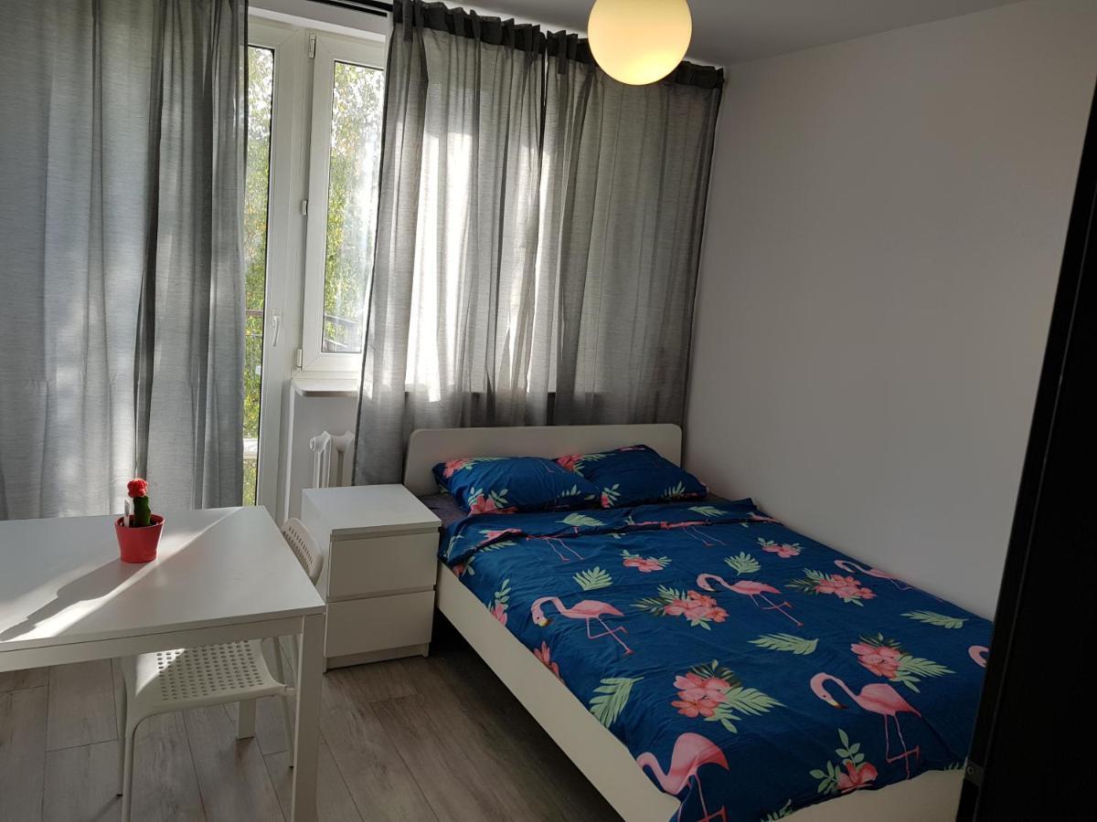 Mirrorroom Pl Airport Varşova Dış mekan fotoğraf